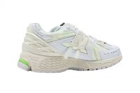 Neon-Tinged Dynamic Lifestyle Sneakers Image 2