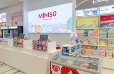 Lifestyle Brand Plaza Stores