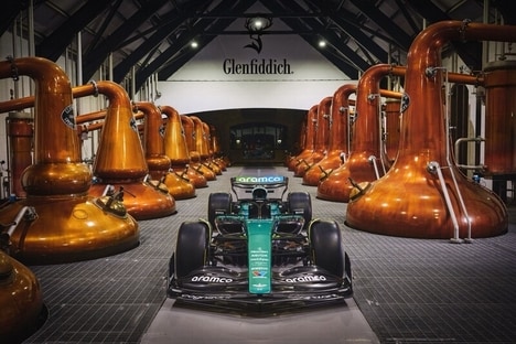 Motorsport-Inspired Malt Whisky Partnerships