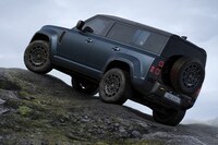 Hyper-Rugged Tech-Packed SUVs Image 5
