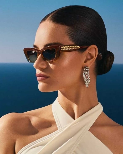 Ultra-Stylish Eyewear Collections