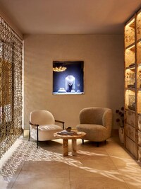 Egyptian Heritage-Fused Boutiques Image 2