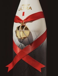 NBA-Honoring Alcohol Bottles Image 3