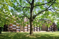 Segmented Lightflow Art Pavilions Image 3