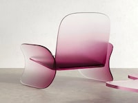 Flower-Inspired Enveloping Furniture Image 2