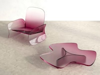 Flower-Inspired Enveloping Furniture Image 4