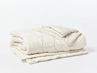Farmer-Backed Eco-Friendly Bedding Image 2