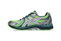 Neon-Tinged Technical Sneakers Image 3