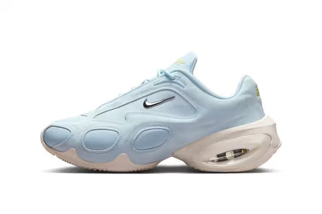 Icy Blue-Tonal Summer Sneakers