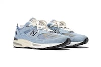 Summer-Ready Blue Lifestyle Sneakers Image 1