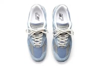 Summer-Ready Blue Lifestyle Sneakers Image 4