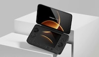 Dual-Screen Handheld Gaming Consoles Image 2