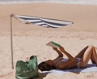 Stylistic Lightweight Beach Shades