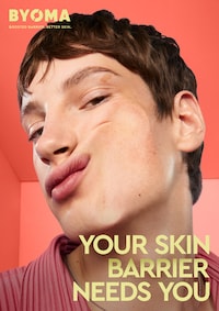Up-Close Skincare Campaigns Image 3
