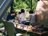 Oversized Family-Friendly Tents Image 7