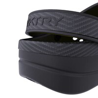 Workout Recovery Footwear Image 5