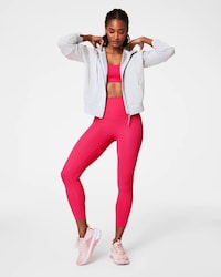 Summery Compression Clothing Collections Image 1