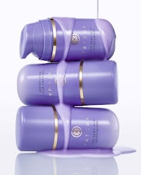 Oil-Balancing Milky Moisturizers Image 1