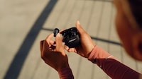 Adaptive AI Audiophile Earbuds Image 2