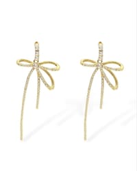 Minimalist Bridal Accessories Collections Image 7