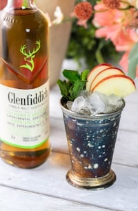 Summer-Ready Elevated Cocktail Experiences