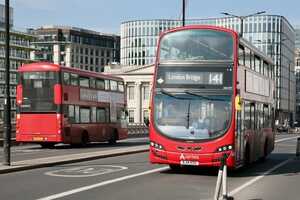 Eco-Conscious UK Bus Shelters Article Thubnail