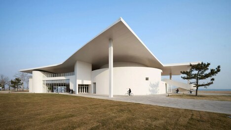 Coastal Sculptural Events Spaces