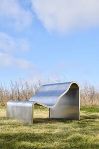 Stainless Steel Reflective Chairs Image 3