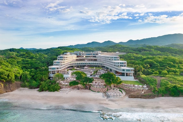 Eco-Conscious Adult-Only Resorts