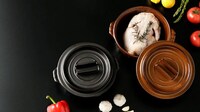 Traditionally Inspired Japanese Cookware Image 2