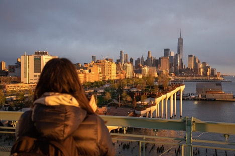 Urban Waterfront Hubs