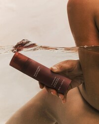 Seaweed-Infused Fragrance Mists Image 8