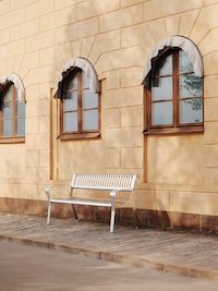 Interactive Purposeful Urban Furniture Image 2