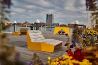 Interactive Purposeful Urban Furniture Image 3