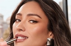 Lightweight Hybrid Lip Products