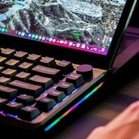 Typewriter-Like Keyboard Displays Image 5