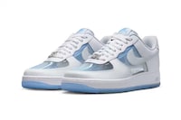 Retro Translucent Lifestyle Sneakers