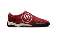 Snakeskin-Textural Soccer Footwear Image 4