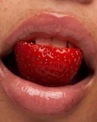 Protective Ceramide Lip Balms Image 2
