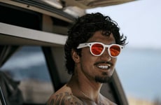 Collaborative AI-Powered Sunglasses