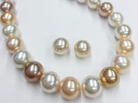 Lustrous Pearl Jewellery Exhibits