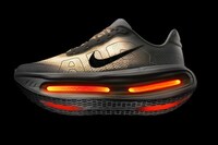 Antigravity-Inspired Training Sneakers Image 2