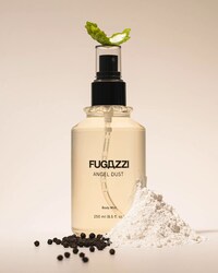 Moisturizing Scented Body Mists Image 5