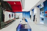 Contemporary Luxury Retail Spaces Image 4