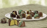 Crispy Pistachio Chocolate Truffles Image 1