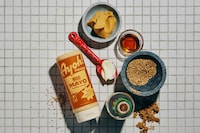 Umami Mayonnaise Condiments Image 2