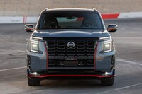 Motorsport-Inspired SUV Models Image 5