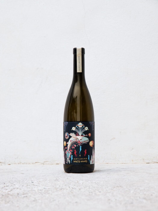 Sustainably-Made Organic White Wines