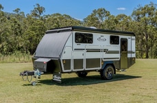 Triple-Bunk Bed Camping Trailers