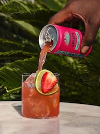 Premium Canned Margaritas Image 3